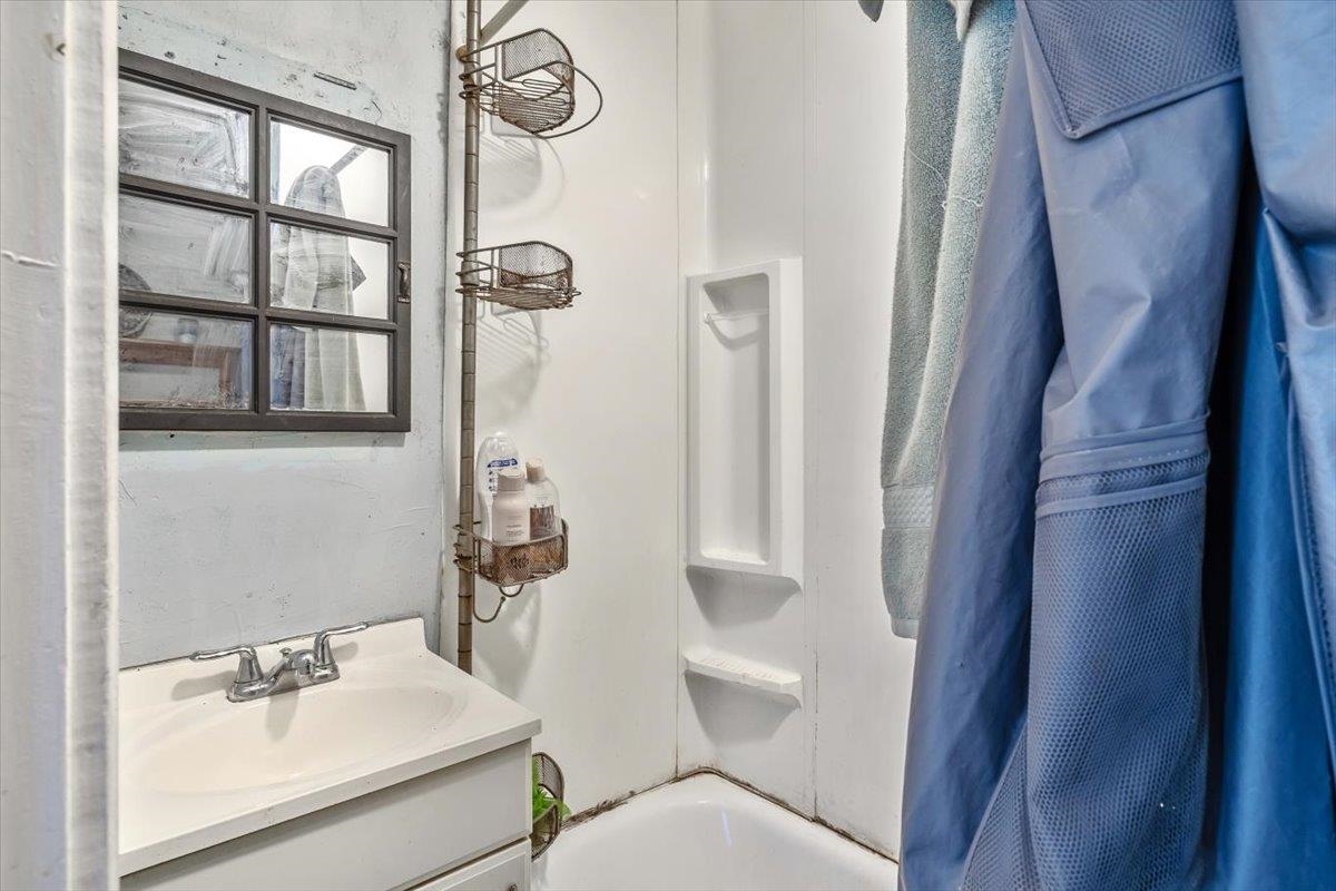 42 Vantine Avenue Alburgh, VT 05440 - Photo 22 of 42