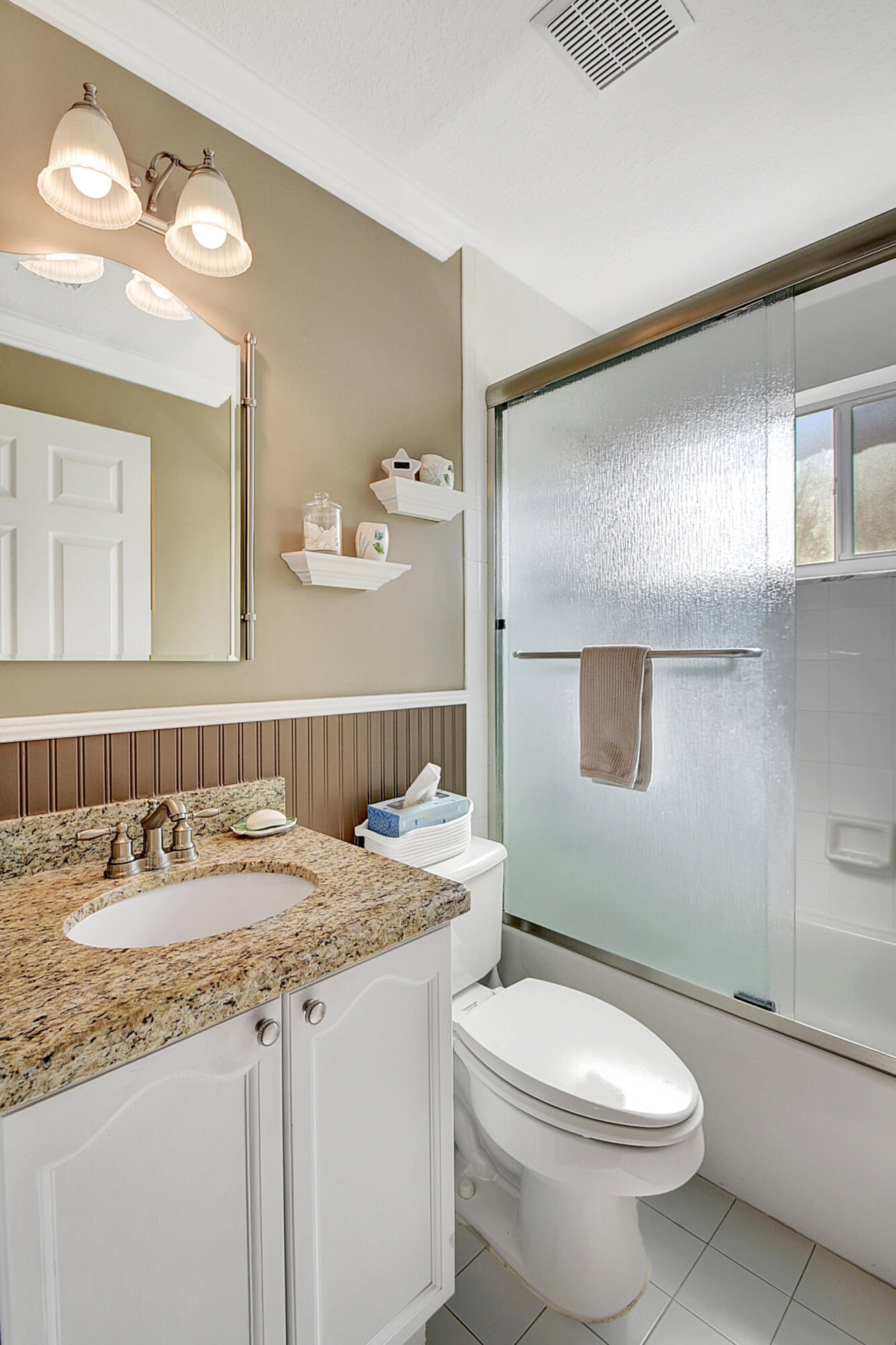 1738 Barnstable Road Wellington, FL 33414 - Photo 26 of 47 Bathroom 2