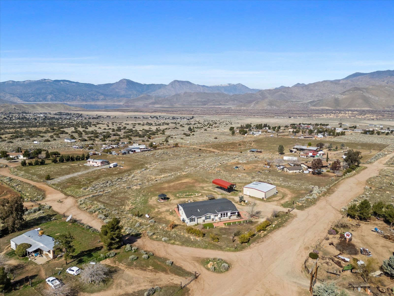 4131 Brooks Road Weldon, CA 93283 - Photo 5 of 49 a view of city and mountain
