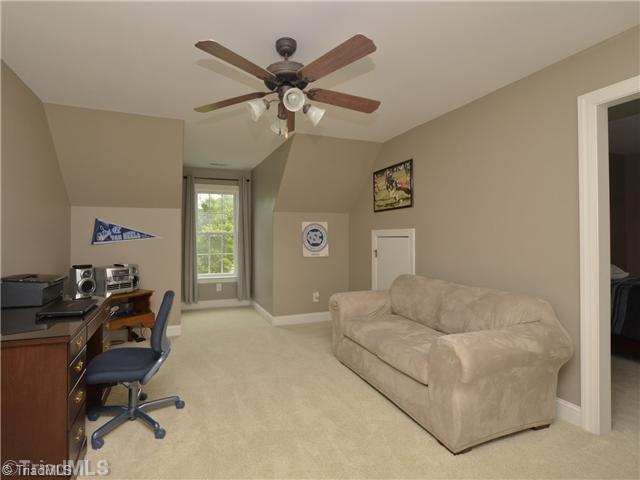 9285 Center Grove Church Road Clemmons, NC 27012 - Photo 11 of 16 Bonus. Sitting room adjacent to the second bedroom