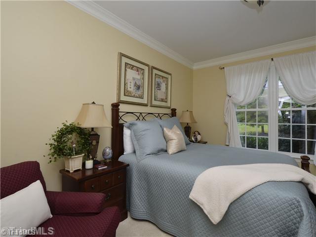 9285 Center Grove Church Road Clemmons, NC 27012 - Photo 7 of 16 Studio/Study/Office.