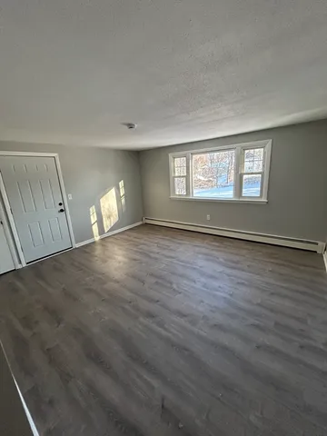 $1,700 | 15 Boyden St Extension, Unit 3, Webster, MA 01570