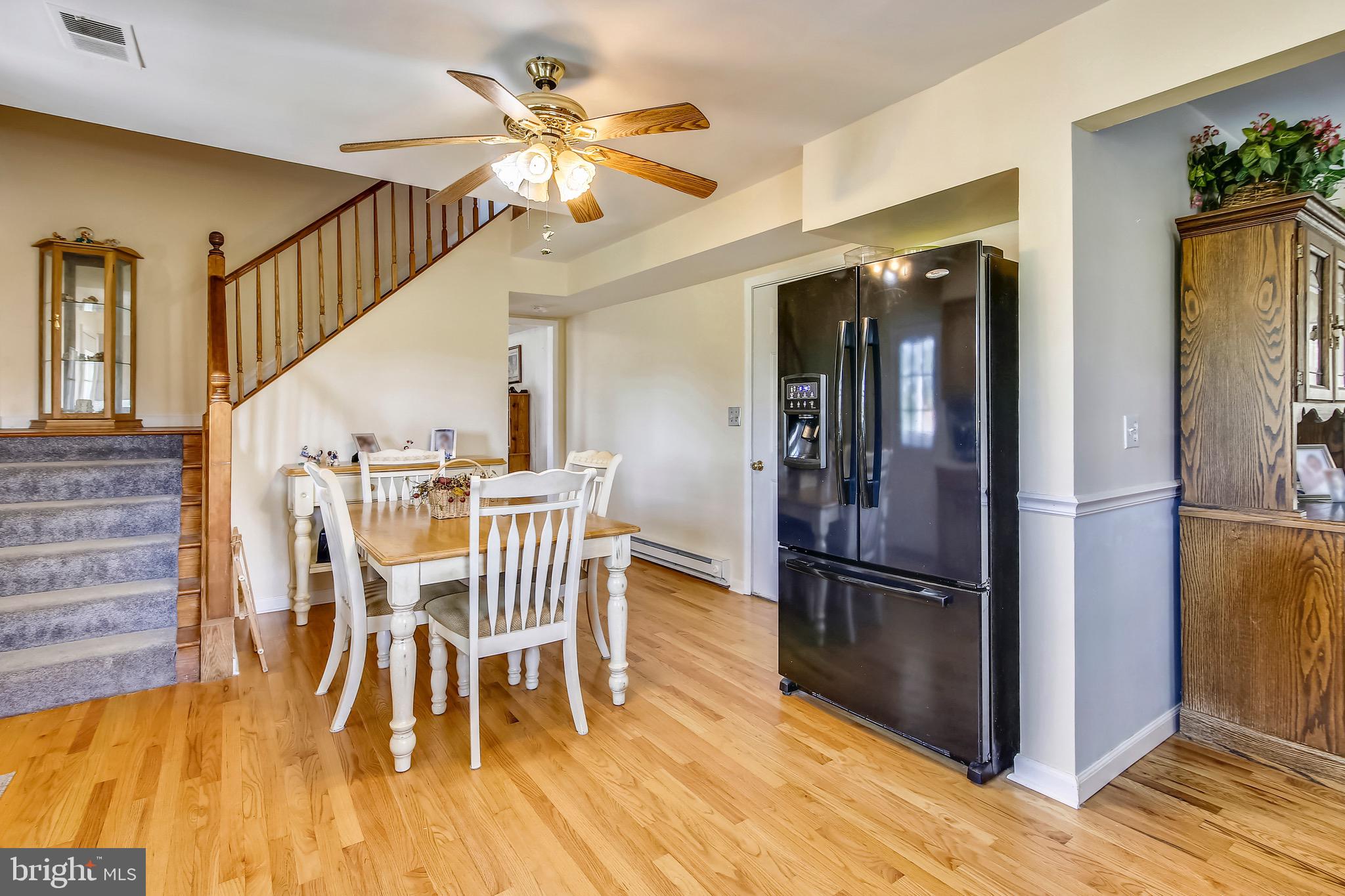 2621 Braddock Road Mount Airy, MD 21771 - Photo 9 of 31 Eat in Kitchen