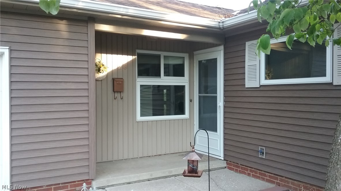 6328 Springwood Road Parma Heights, OH 44130 - Photo 3 of 28 Gallery Image 3