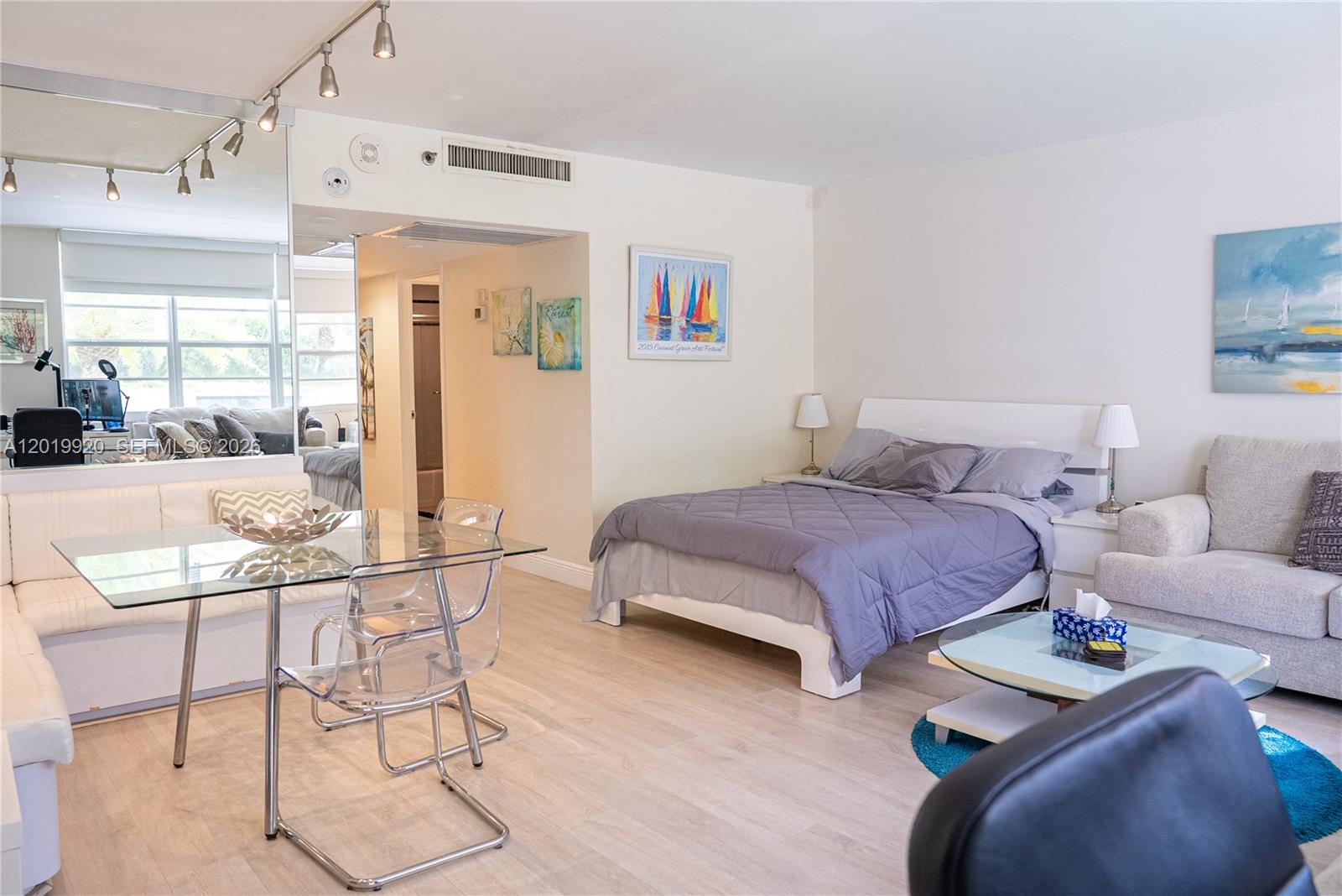 100 Lincoln Road, Unit 330 Miami Beach, FL 33139 - Photo 5 of 20