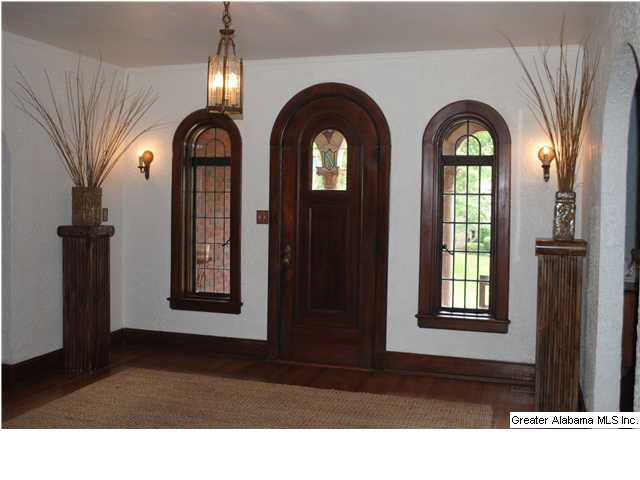 833 Essex Road Birmingham, AL 35222 - Photo 3 of 29