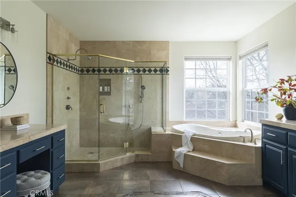 $2,350,000 | 28537 North Shore, Lake Arrowhead, CA 92352