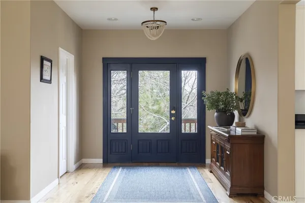 $2,350,000 | 28537 North Shore, Lake Arrowhead, CA 92352