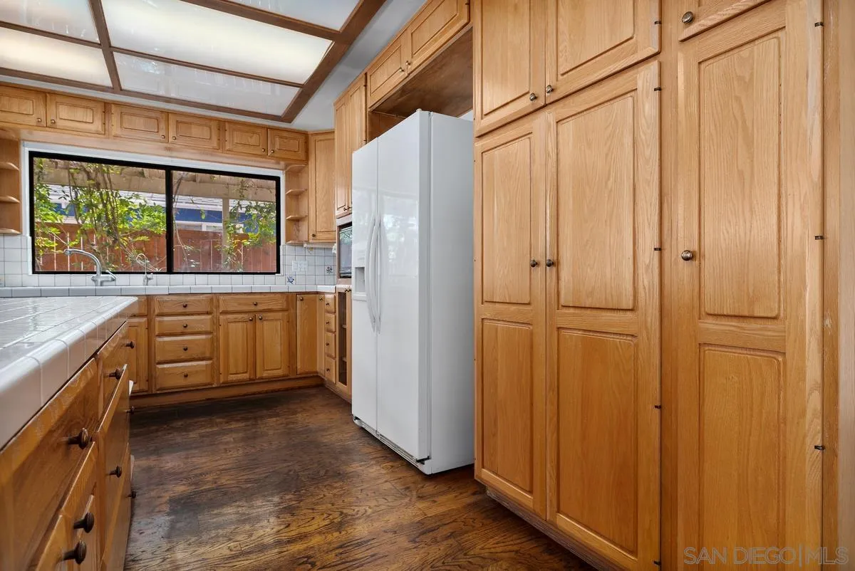 8646 Cetus Road San Diego, CA 92126 - Photo 13 of 41 Gallery Image 13