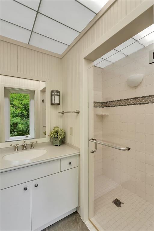 139 Peppergrass Road Baden, PA 15005 - Photo 13 of 50 Spa house full bath.