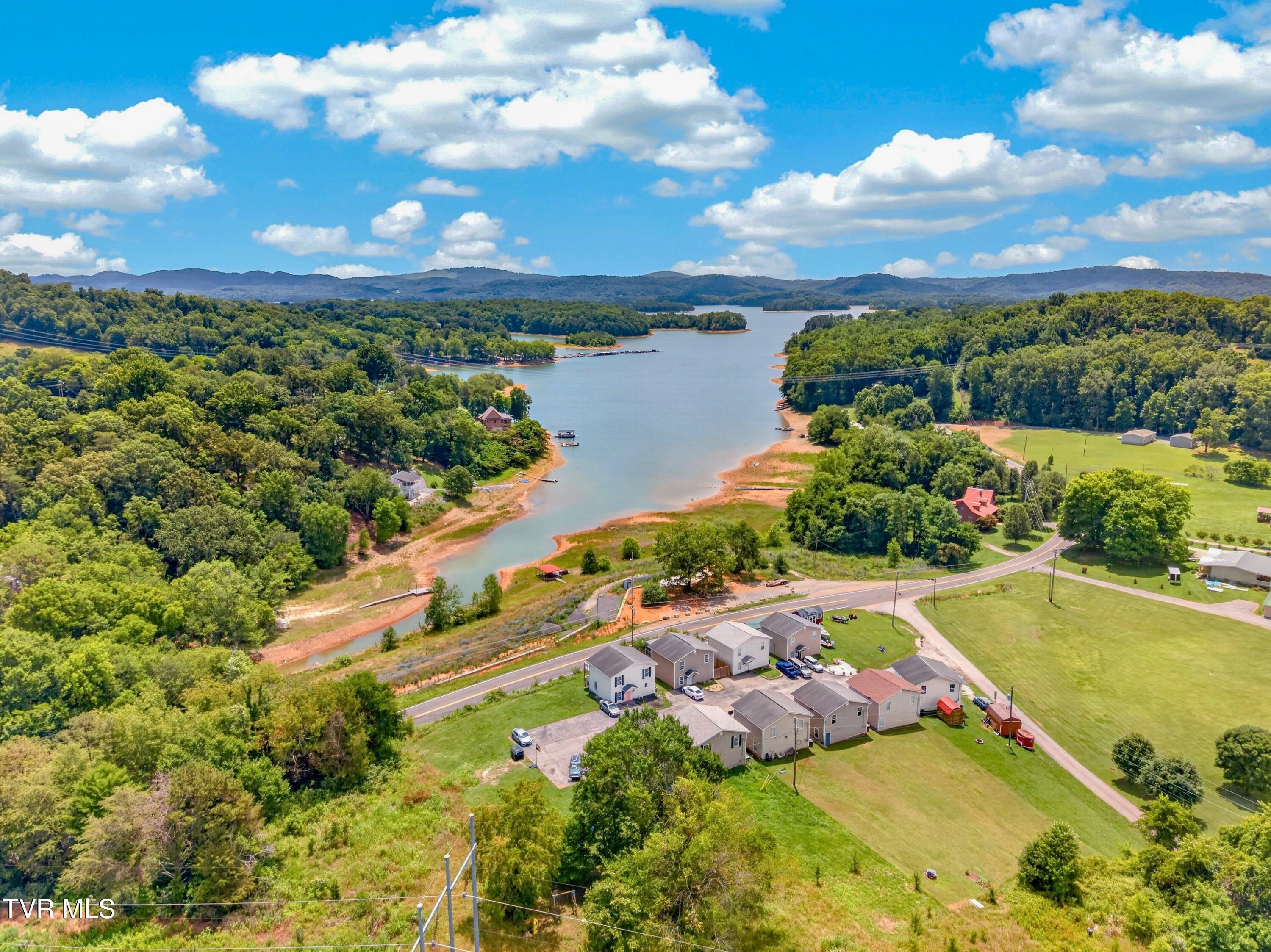 196 Roberts Ridge Rutledge, TN 37861 - Photo 34 of 39 003-196RobertsRidge-Rutledge-TN-37861-SM