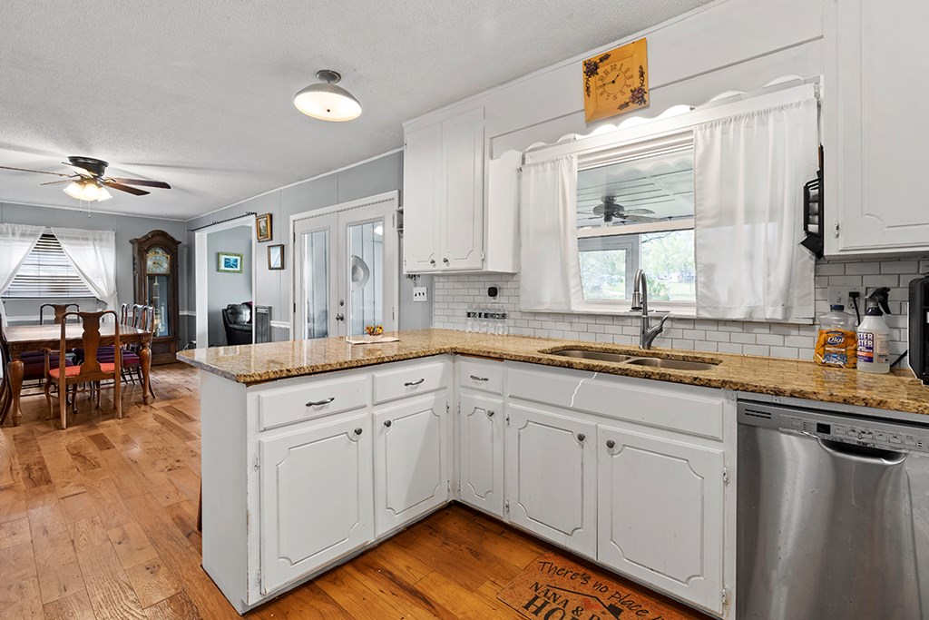 590 Relax Street Waterloo, SC 29384 - Photo 8 of 37