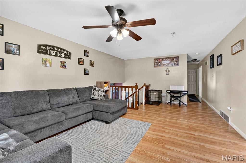 18 Roland Lane St. Peters, MO 63376 - Photo 11 of 38