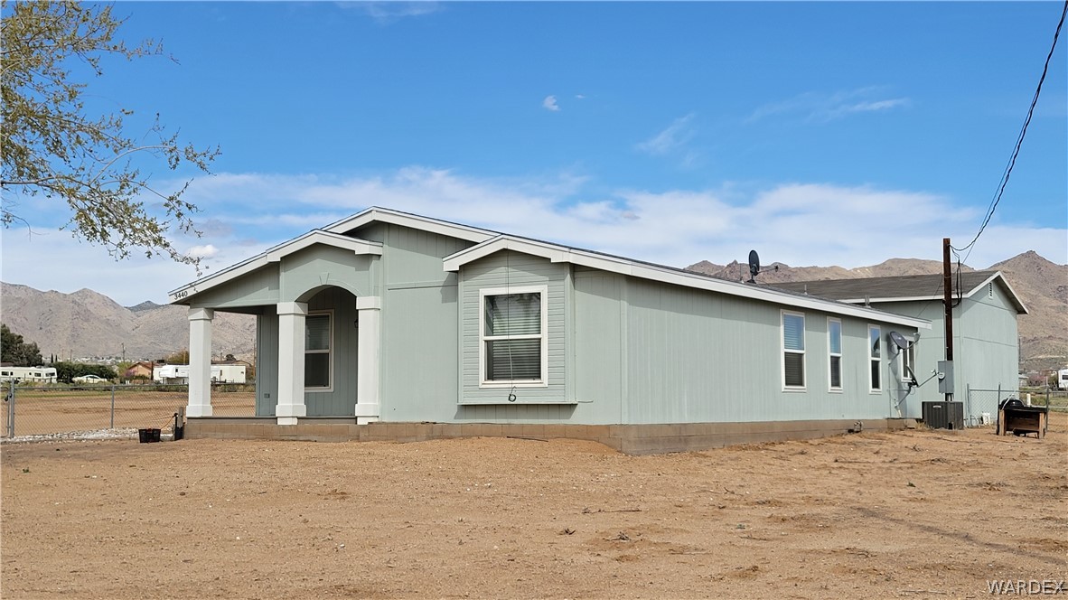 3440 Horn Road Golden Valley, AZ 86413 - Photo 2 of 45