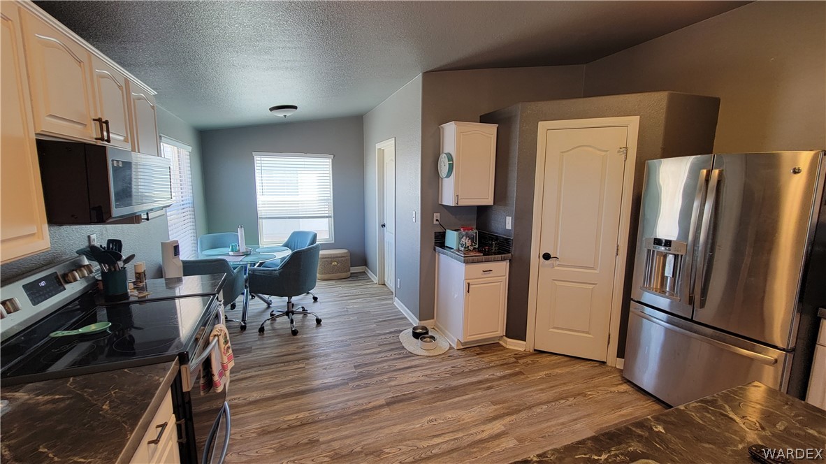3440 Horn Road Golden Valley, AZ 86413 - Photo 25 of 45