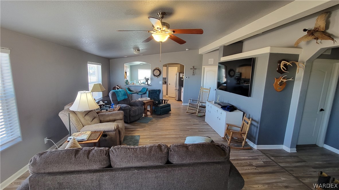 3440 Horn Road Golden Valley, AZ 86413 - Photo 9 of 45
