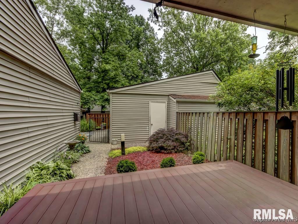 20 Country Place Springfield, IL 62703 - Photo 27 of 35