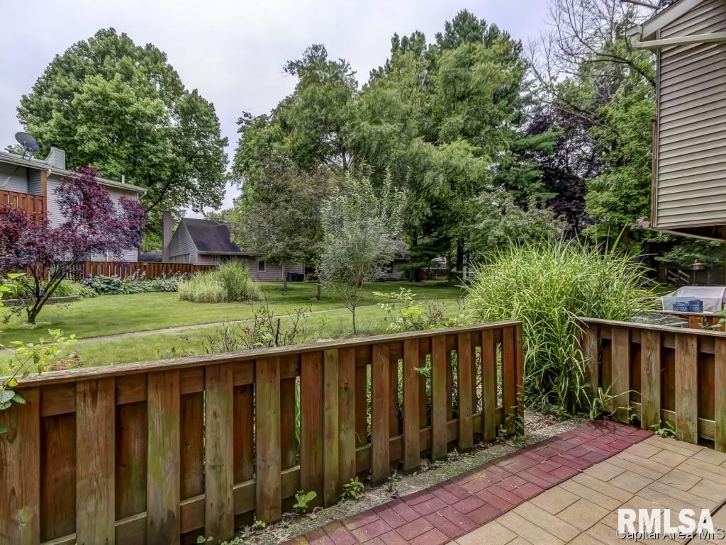 20 Country Place Springfield, IL 62703 - Photo 31 of 35