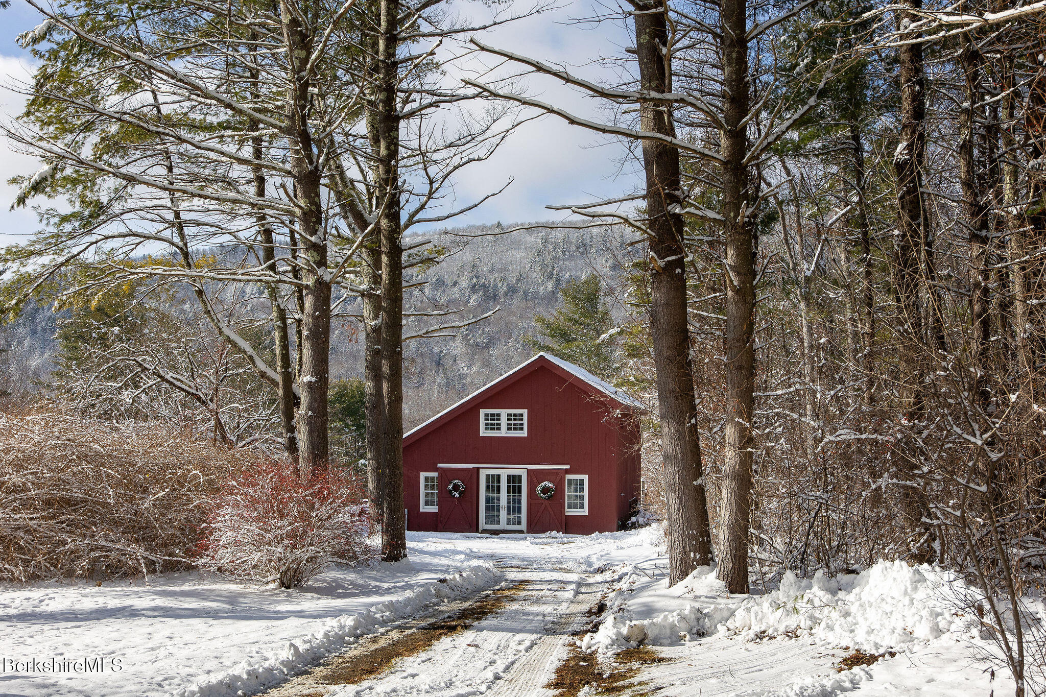 14 Old Tree Farm Road Stockbridge, MA 01266 - Photo 40 of 56 a front view of a house with a yard