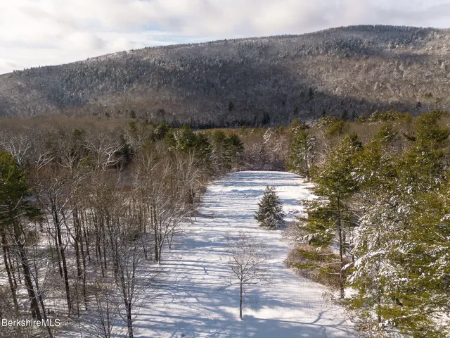 $2,185,000 | 14 Old Tree Farm Road, Stockbridge, MA 01266