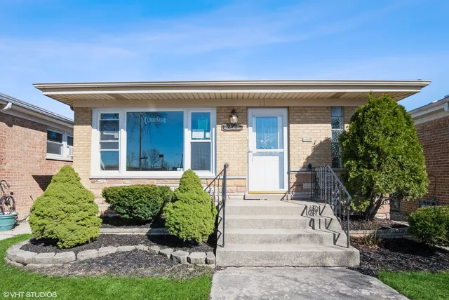 $238,900 | 12731 Division Street, Blue Island, IL 60406