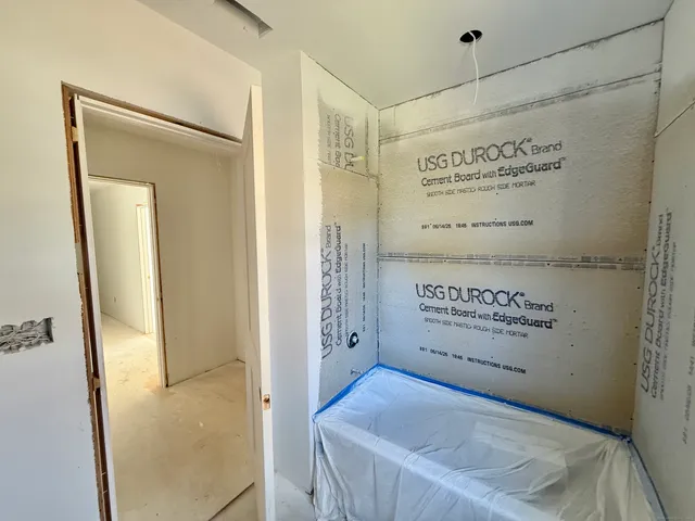 a view of walk in closet