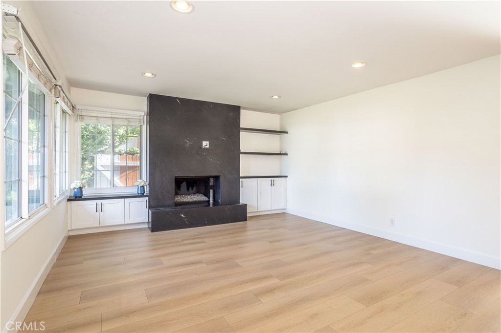 19116 Nashville Street Porter Ranch, CA 91326 - Photo 4 of 29