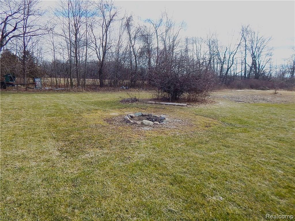 3750 Galbraith Line Road Croswell, MI 48422 - Photo 17 of 19 10.jpg