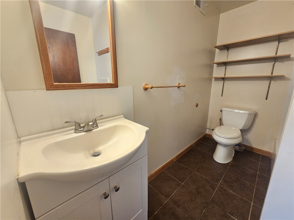 2 Ridge Road Ontario, NY 14519 - Photo 6 of 14
