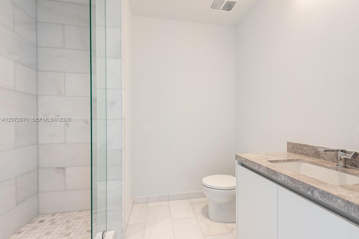 175 Southeast 25th Road, Unit 3504 Miami, FL 33129 - Photo 22 of 43 Gallery Image 22