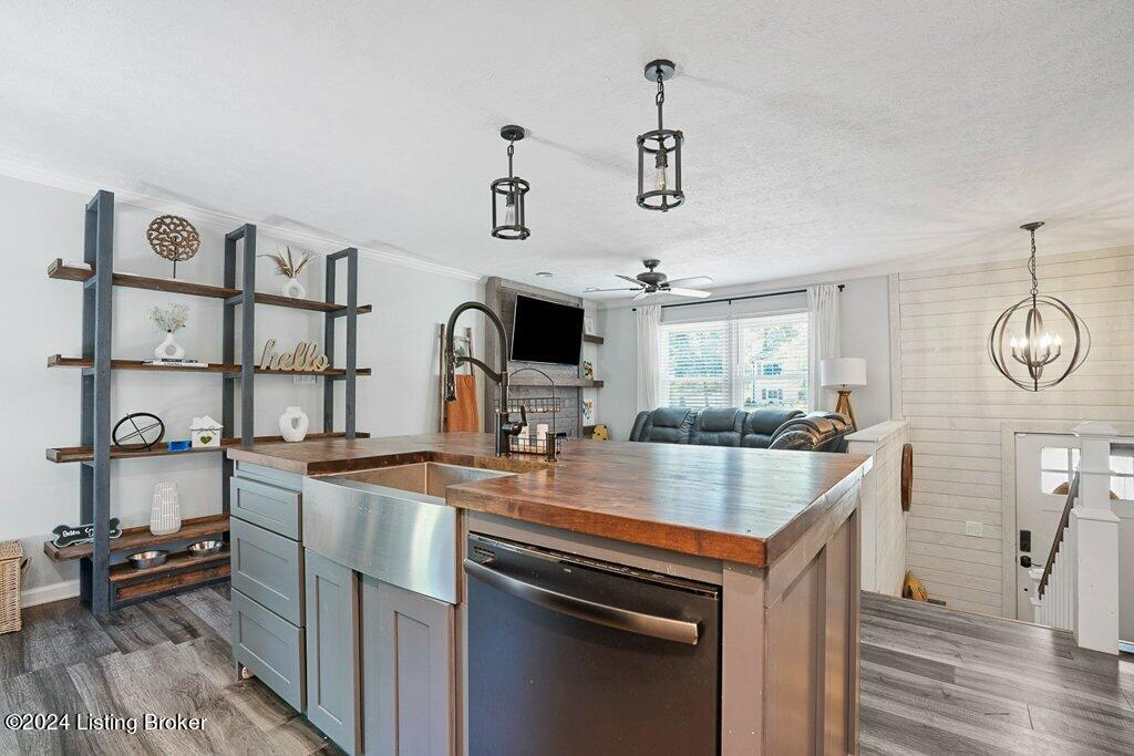 803 Rockbridge Road Louisville, KY 40243 - Photo 14 of 45 016-803-16_m