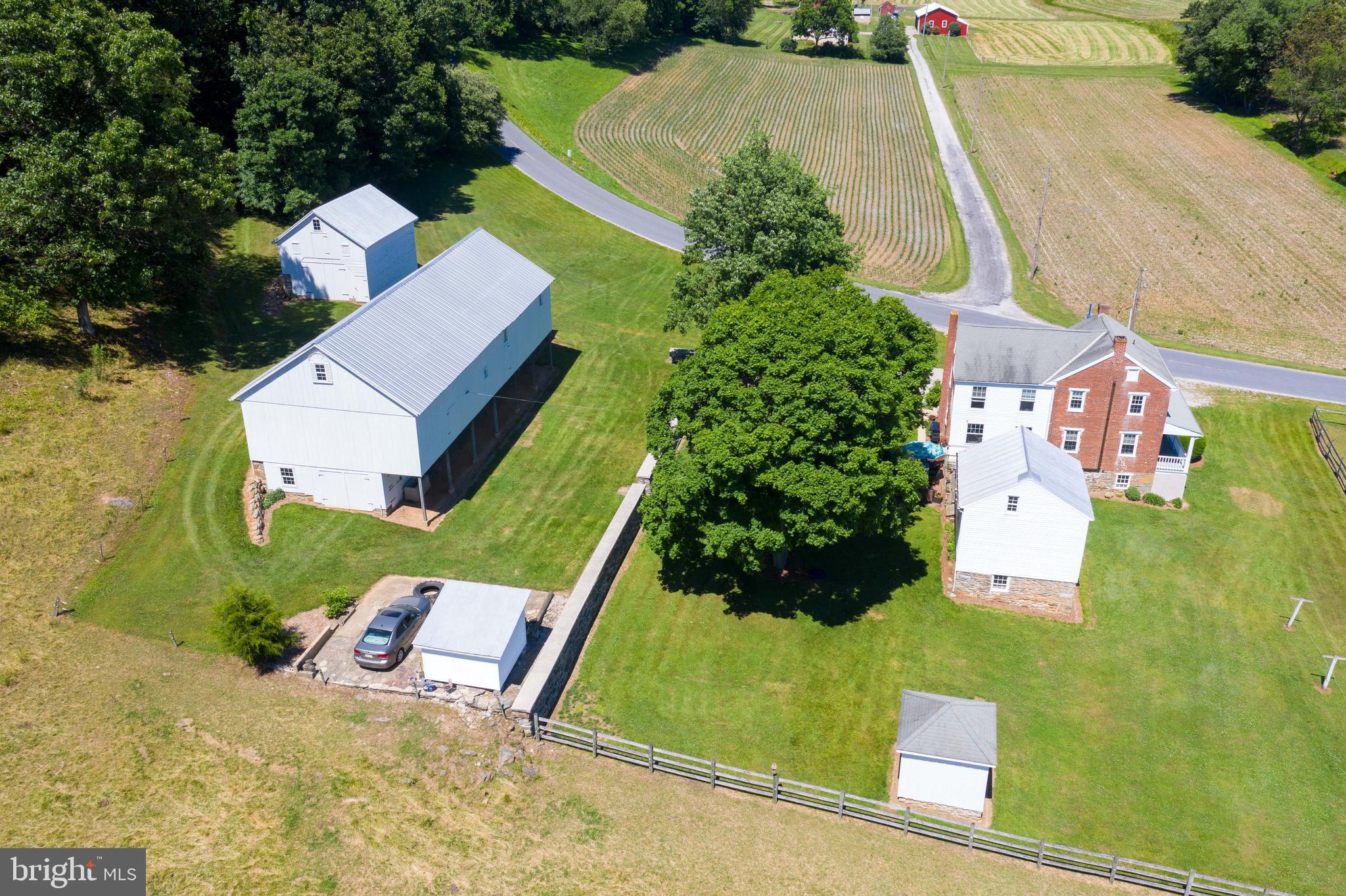 1486 West Springfield Road Seven Valleys, PA 17360 - Photo 4 of 34 Gallery Image 4