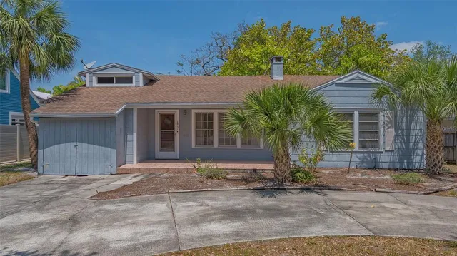 a view of house with a outdoor space