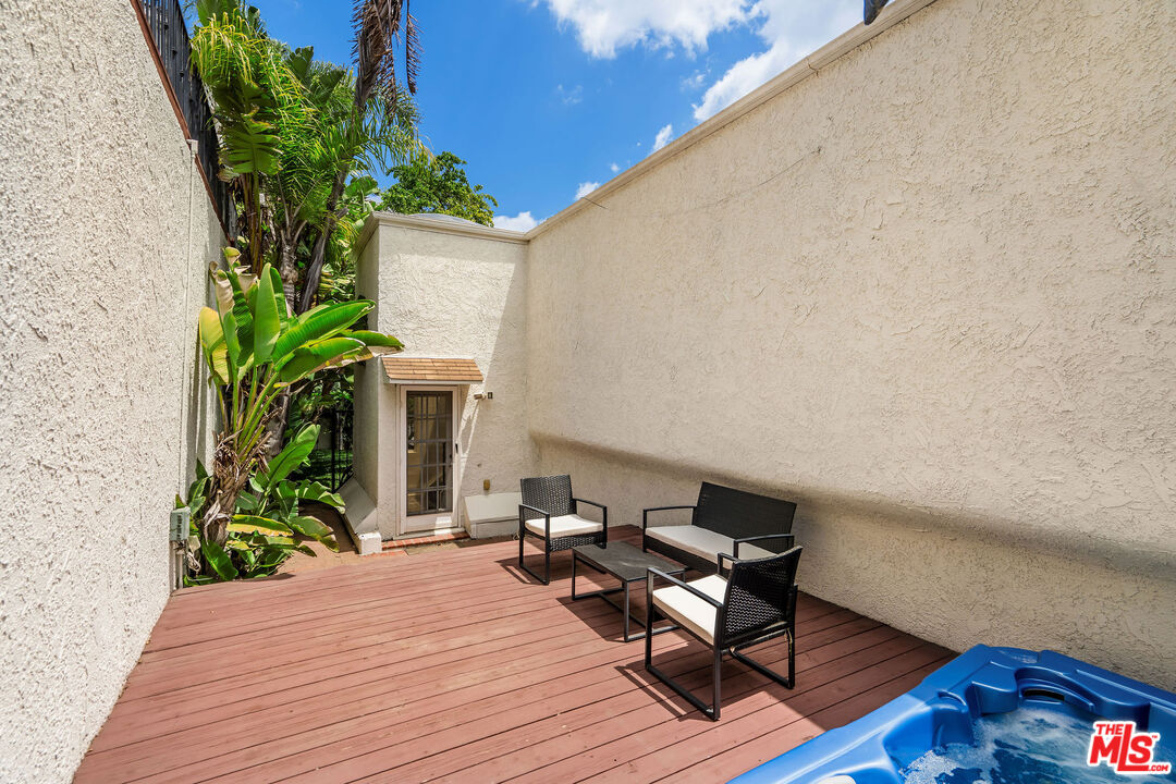 2041 Roscomare Road Los Angeles, CA 90077 - Photo 16 of 46