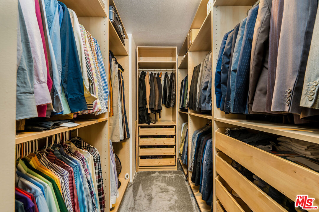 2041 Roscomare Road Los Angeles, CA 90077 - Photo 32 of 46