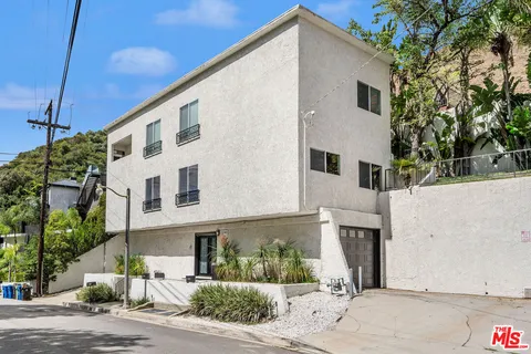 $6,995 | 2041 Roscomare Road, Los Angeles, CA 90077