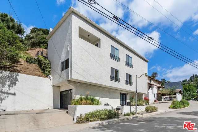 $6,995 | 2041 Roscomare Road, Los Angeles, CA 90077