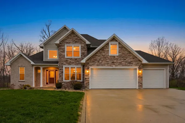 $524,900 | 110 Bagpipers Way, Angola, IN 46703