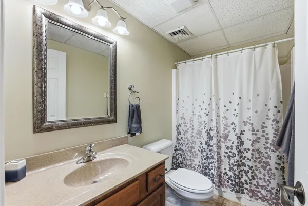 $524,900 | 110 Bagpipers Way, Angola, IN 46703