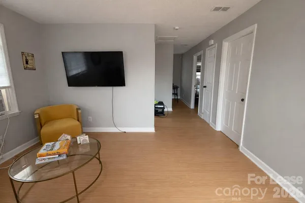 $1,290 | 316 Skyland Avenue, Charlotte, NC 28205