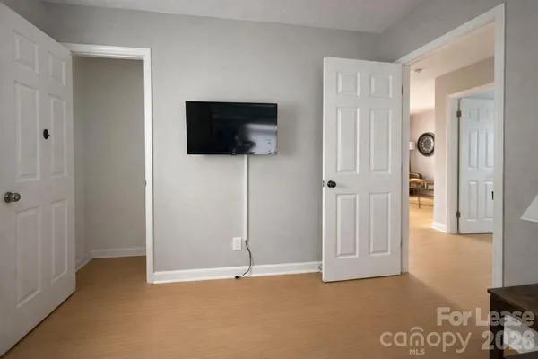 $1,290 | 316 Skyland Avenue, Charlotte, NC 28205