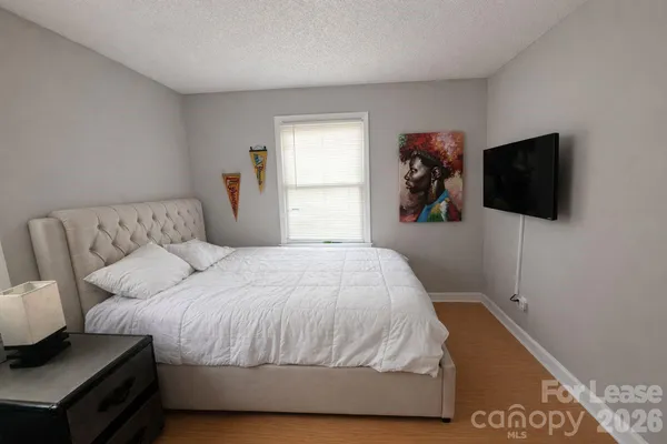 $1,290 | 316 Skyland Avenue, Charlotte, NC 28205