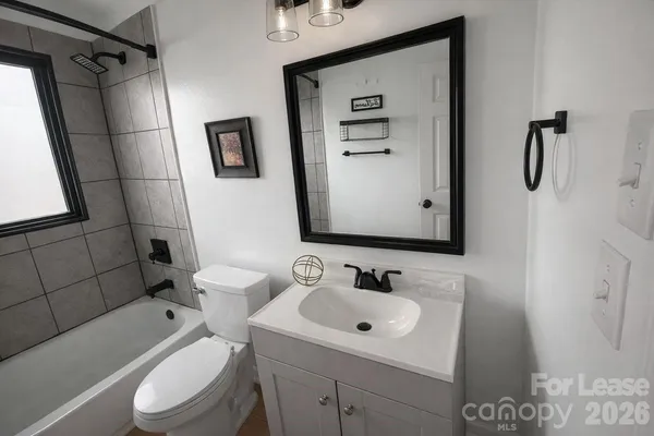 $1,290 | 316 Skyland Avenue, Charlotte, NC 28205