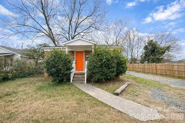 $1,290 | 316 Skyland Avenue, Charlotte, NC 28205