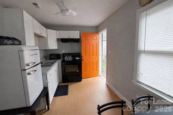 $1,290 | 316 Skyland Avenue, Charlotte, NC 28205