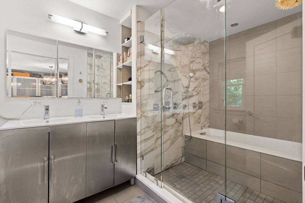 44 Windemere Road Wellesley, MA 02481 - Photo 20 of 39