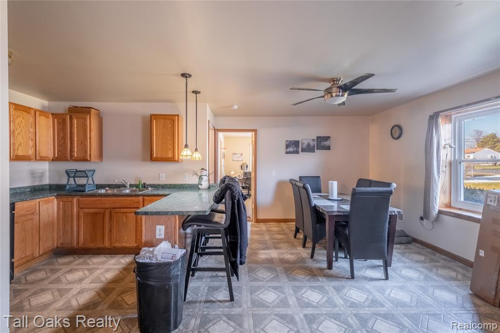 6054 East Pierson Road Flint, MI 48506 - Photo 15 of 38