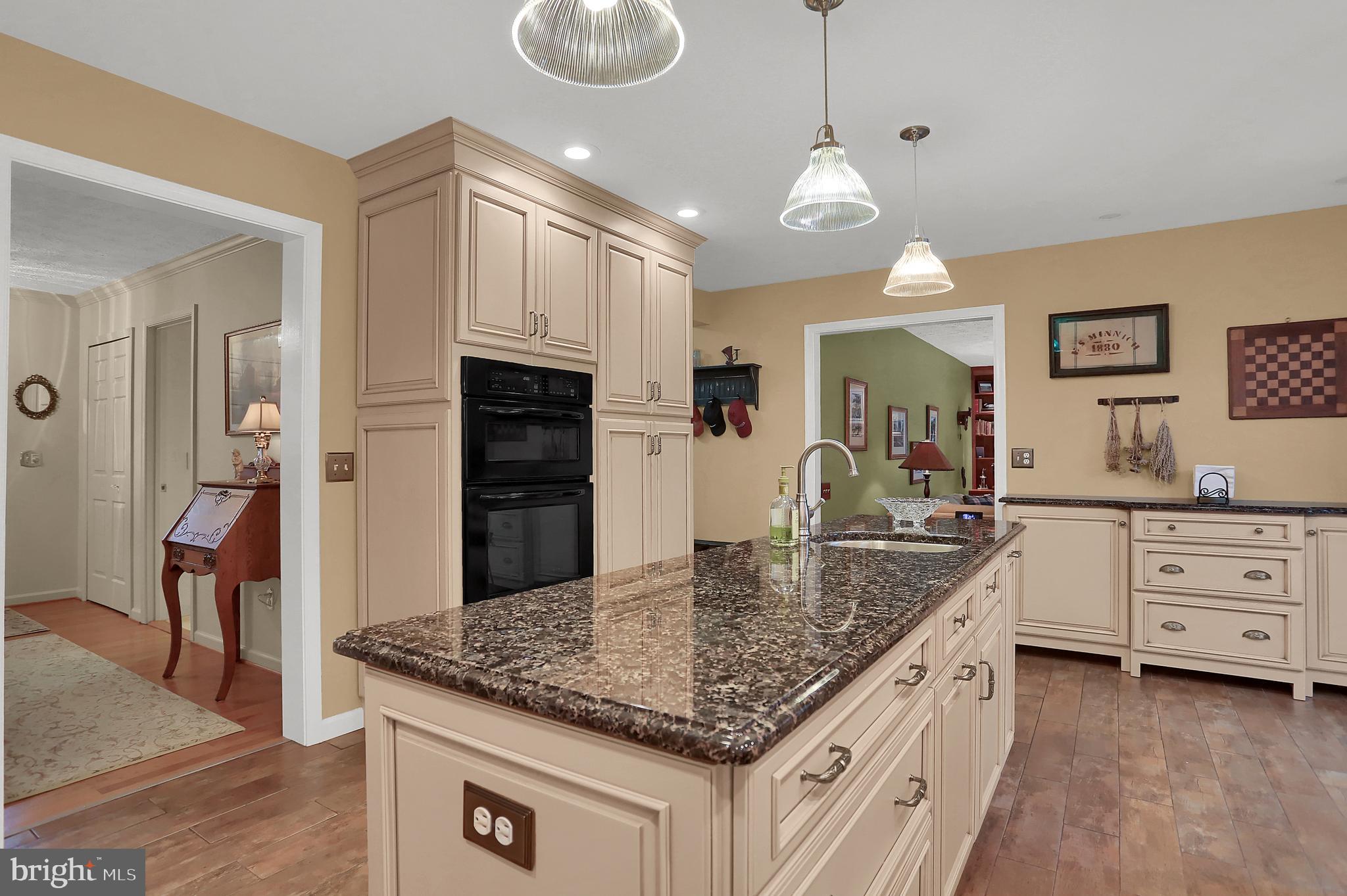 110 Abbey Road New Freedom, PA 17349 - Photo 12 of 59 Gallery Image 12