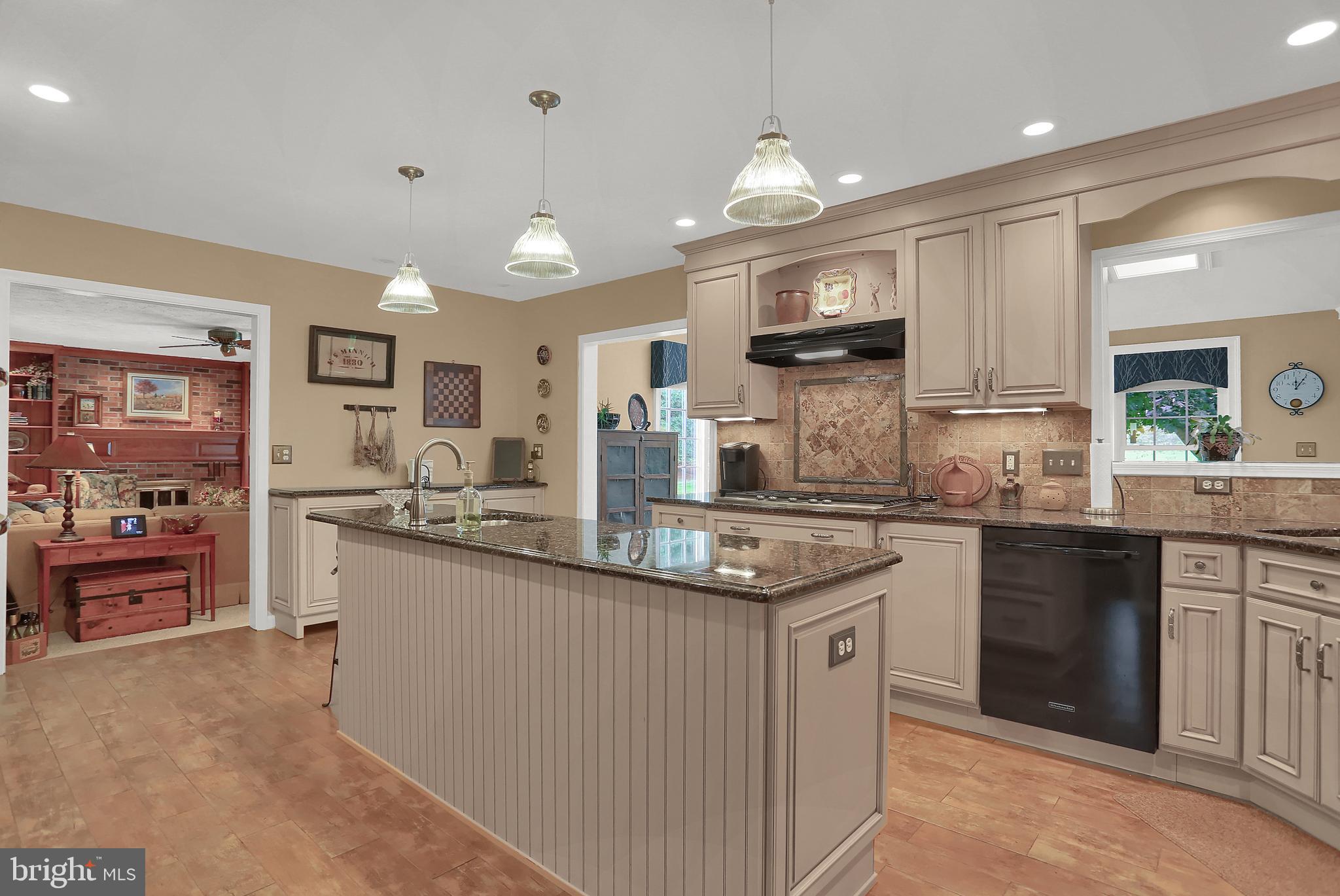 110 Abbey Road New Freedom, PA 17349 - Photo 14 of 59 Gallery Image 14