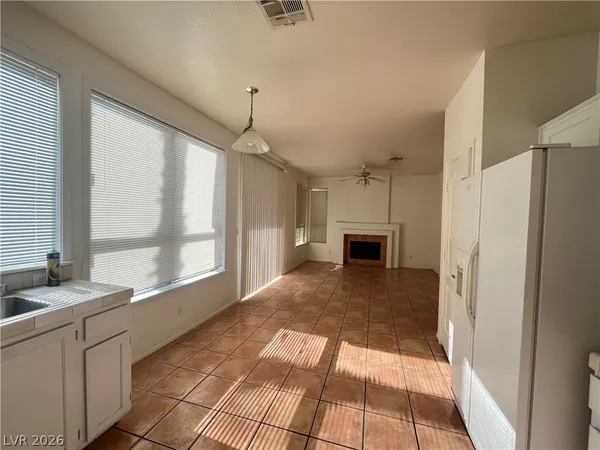 $2,390 | 2400 Sterling Heights Drive, Las Vegas, NV 89134